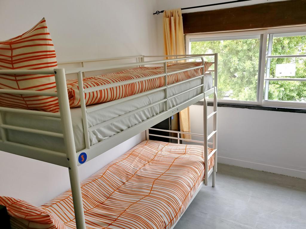 Lisbon Cosy Hostel Bagian luar foto